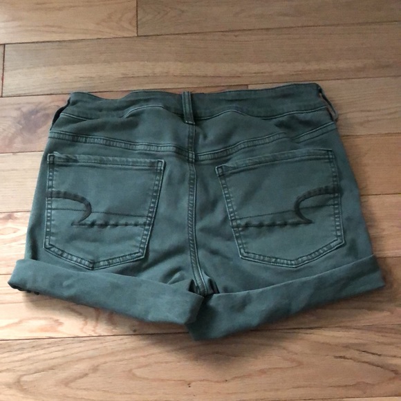 American Eagle Outfitters Olive Green Jean Shorts Size M - Picture 4 of 5